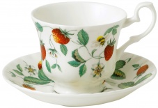 Alpine Strawberry Tea Cup & Saucer (XALP1130).jpg